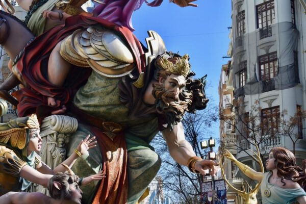 E-Scavenger Hunt: Explore Valencia at Your Own Pace - Cancellation Policy and Reservation