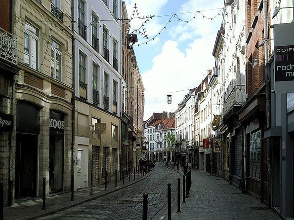 E-Scavenger Hunt Lille: Explore the City at Your Own Pace - Benefits of a Self-Guided Tour