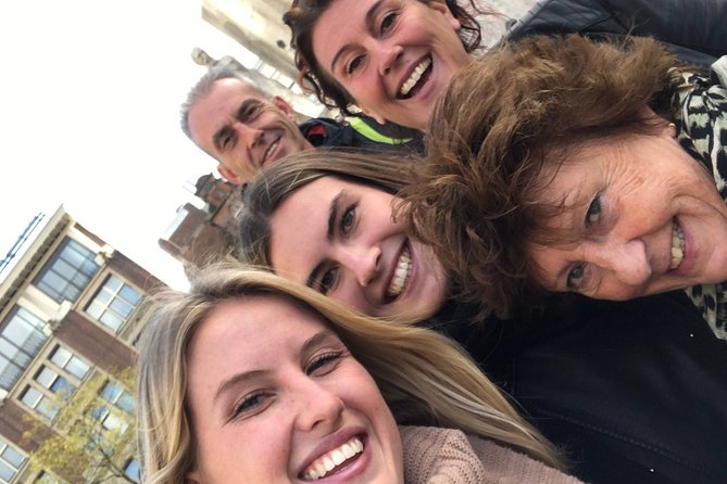 E-Scavenger Hunt Nijmegen: Explore the City at Your Own Pace - Questions and Help