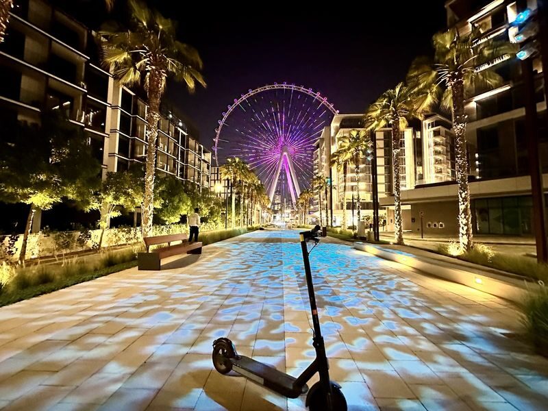 E-Scooter Guided Tour of Dubai Marina, Bluewaters Island & JBR - Bluewaters Island and the Ain Dubai view