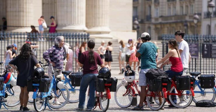 E-Solex Bike Guided Small Tour: Pariss Left Bank (2h) - Experience Highlights