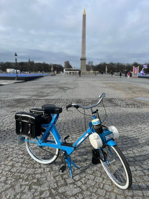 E-Solex Bike Guided Tour: Pariss Vintage Right Bank (3h) - Participant Restrictions