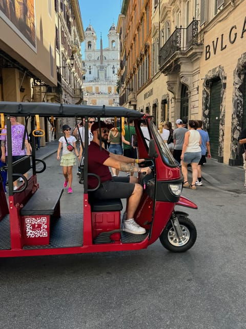 E-Tuk Tour: Highlights of Rome - Iconic Landmarks Explored
