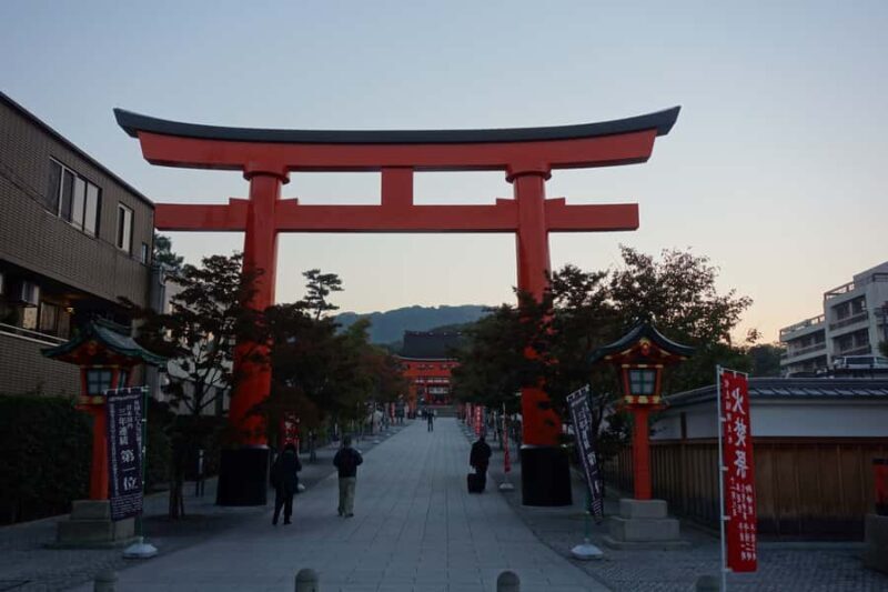 Early Bird Hike from Fushimi Inari to Kiyomizu Temple - Discovering Kyoto’s Magic at Dawn