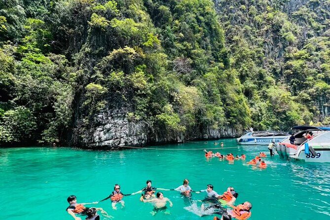 Early Bird Phi Phi 4 Islands by Speedboat 2 Trips in 1 Day - FAQs