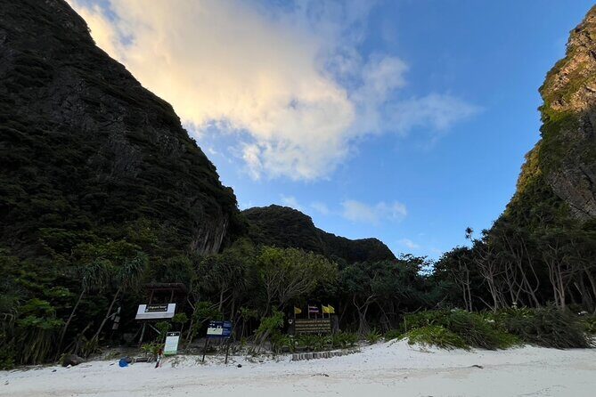 Early Bird Trip Phi Phi + ViewpointPremium Speedboat from Krabi - FAQ