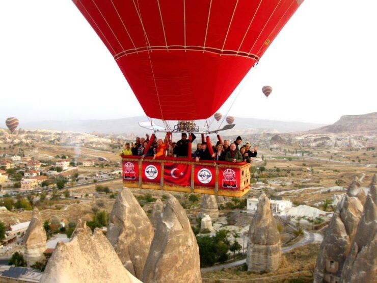 Early Morning Sunrise Hot Air Ballooning Tour of Cappadocia - Pickup Locations and Flight Highlights