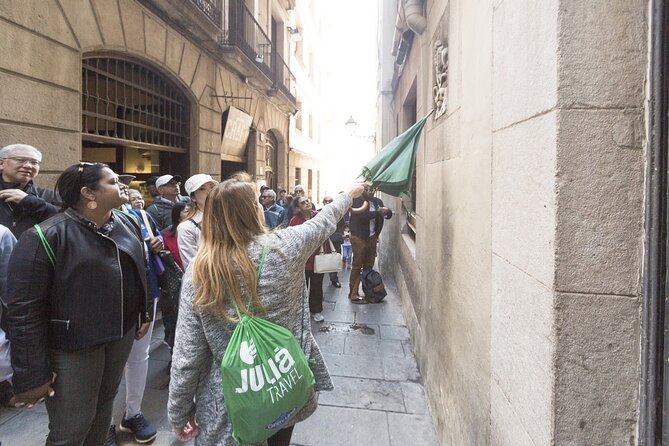 Early Picasso Museum & Born Neighborhood Tour - Inclusions