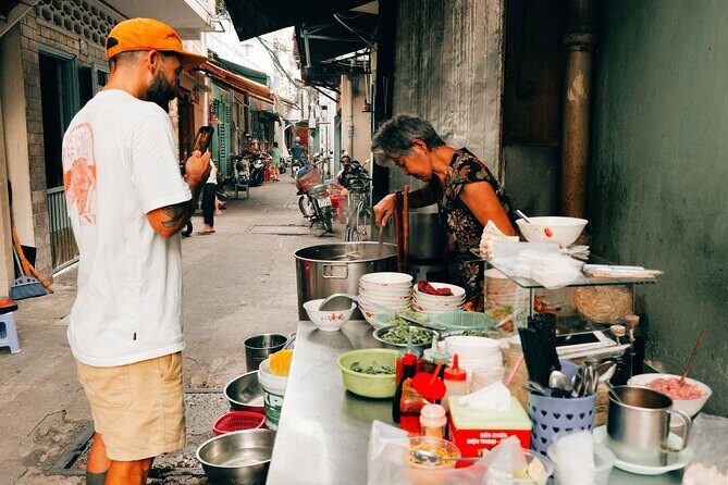 Early Riser Walk: Grandma Noodles, Cafe, Exotic Fruits & History - Final Thoughts: Who Is This Tour Best For?