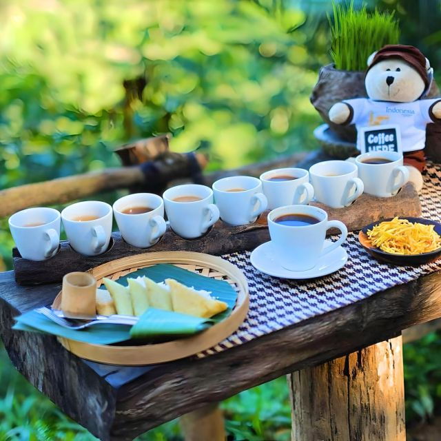 East Bali: Gate of Heaven, Tirta Gangga & Rice Terrace - Pura Penataran Agung: Majestic Temple at the Foot of the Mountain