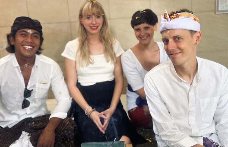 East Bali: Offering Workshop, Family Lunch, Temple Blessing - FAQ