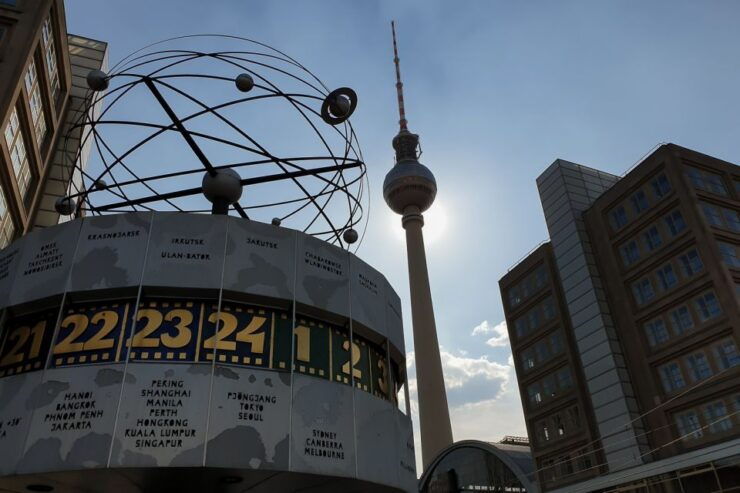 East Berlin and the Wall: Walking Tour - Highlights of East Berlin