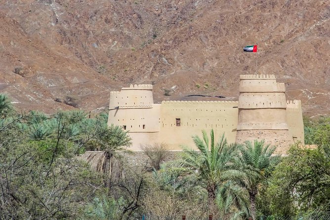 East Coast Dibba & Fujairah Day Trip With Lunch From Dubai - Customize Your Itinerary With the Guide