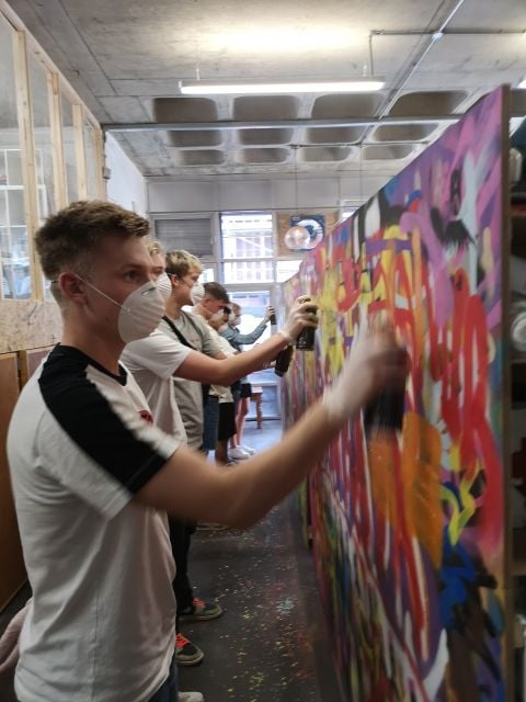 East London: Street Art Tour & Spray Painting Session - Customer Reviews