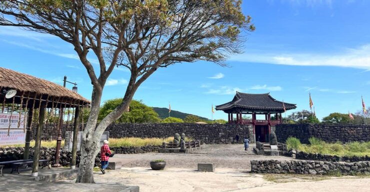 East of Jeju Island Bus Tour From Seogwipo City, Jeju Island - Departure and Itinerary