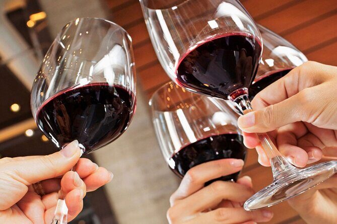 East vs West Full Day Sip Tour - Discovering the Kelowna Wine Landscape in a Full Day