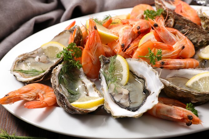 Easter Weekend 3-Hour Sydney Harbour Cruise Including Seafood & Carvery Lunch - Common Questions
