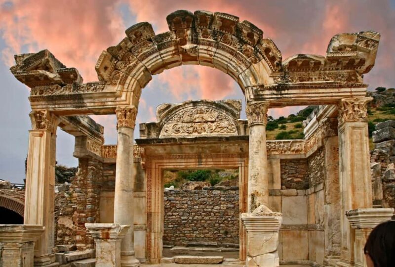 Easy Ephesus Shore Excursion  4 Hours with Licensed Guide - A Closer Look at the Tour Experience
