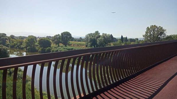 Easy Gravel Bike Tour With Organic Pic Nic in the Park - Inclusions and Exclusions
