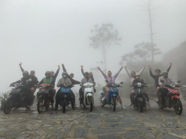 Easy Riders to Silver Waterfall, Love Waterfall, Lonely Tree - Tips for Participants