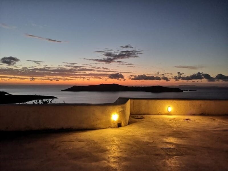 Easy Walks in Santorini Private Half Day Tour - Good To Know  