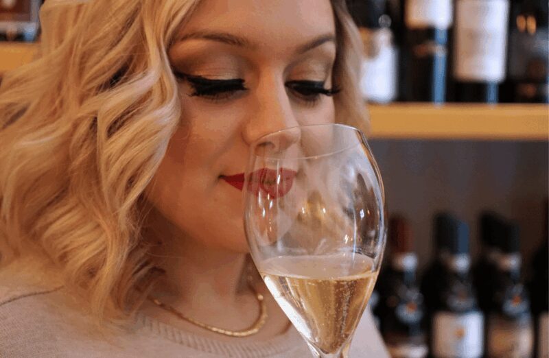 Easy Wine Tasting in Genoa City Center - Authenticity & Review Highlights