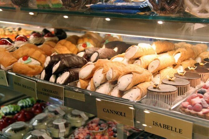 Eat 4 New York Foods and See 30 Sights Walking Tour - A Closer Look at the Itinerary