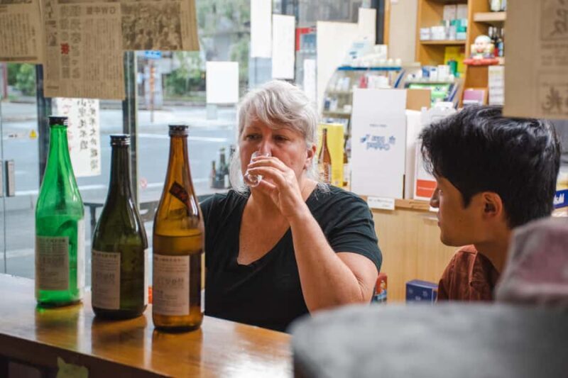 Eat and Drink Like a Local in Kakunodate: Bar & Izakaya Tour - The Final Stroll and Photographs