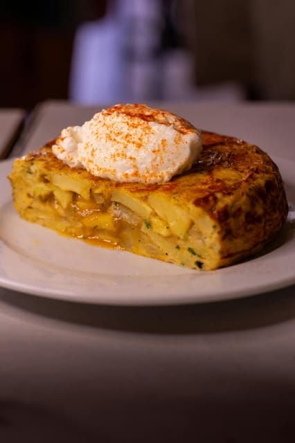 Eat Like a Catalan With a Local Guide - Traditional Catalan Dishes