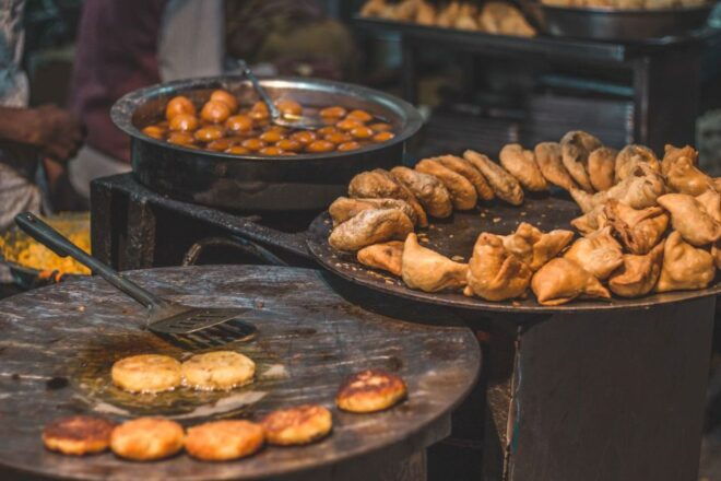 Eat Like a Local: Chandni Chowk Street Food and Walking Tour - Customer Reviews