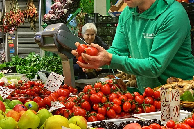 Eat Like a Roman - Traditional Food, Local Market & History - The Influence of Ancient Rome on Modern Italian Cuisine