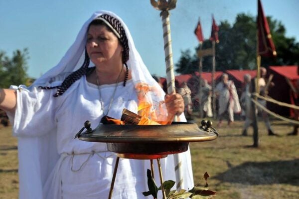 Eat Under the Stars Like a Gladiator With Roma on Fire Show - The Sum Up