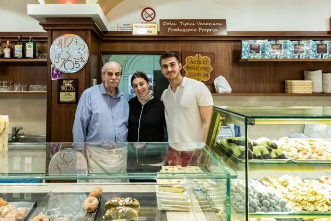 Eating Venice Food & Drinks Tour - Booking Information