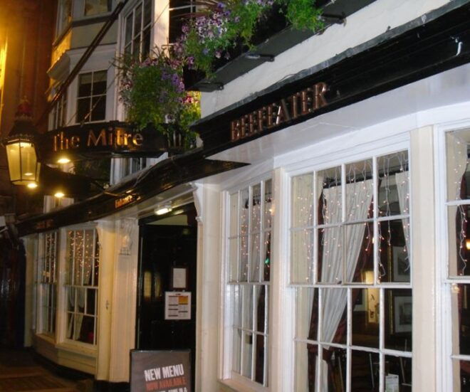 Eccentric Oxford 3-Hour Pub Tour - Important Information