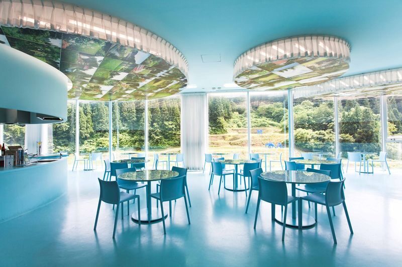 Echigo-Tsumari Art Tour: Satoyama & Modern Art Experience in Niigata - MonET and the art of place