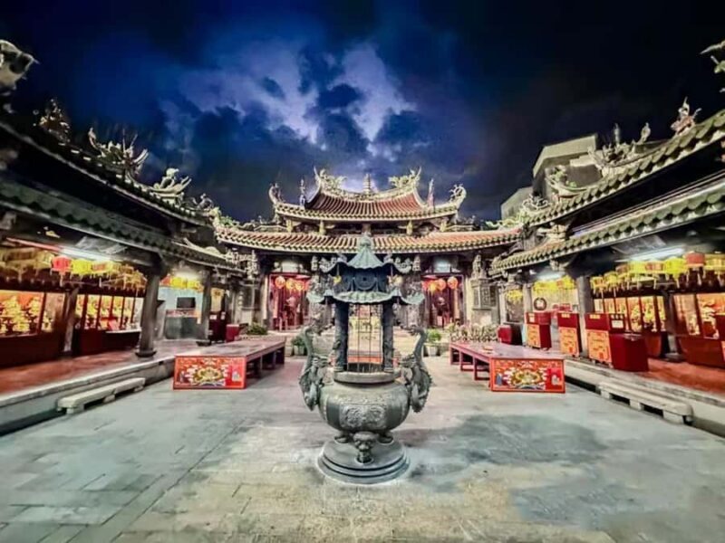 Echoes of Time: A Day through Historic Changhua - Reaching New Heights with Bagua Mountain