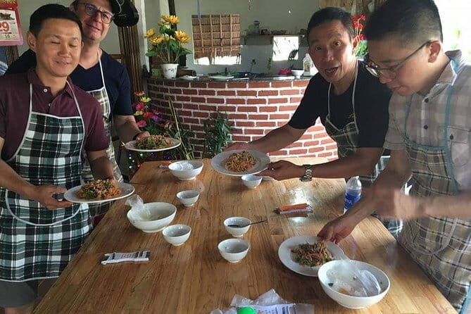 Eco - Cooking Class Hoi An Private Tour from Hoi An or Da Nang City - Deep Dive into the Experience: Pros and Cons