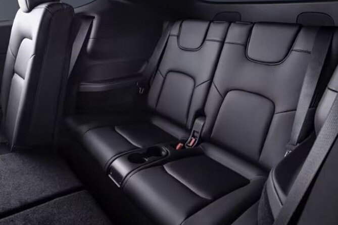 Eco Sedan Arrival From Dubai International Airport DXB to Dubai - Booking Information