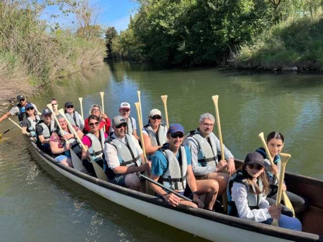 Eco-Tour Giant Canoe in Camargue 1 Hour - Wildlife Encounters