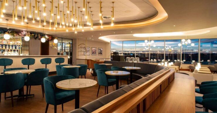 EDI Edinburgh Airport: Plaza Premium Lounge - Experience Highlights