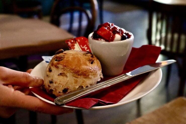 Edinburgh: 3-Hour Guided Secret Food Tour - Tour Details