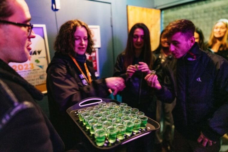 Edinburgh: 7 Bar Pub Crawl with 7 Shots & Discounts - Practical Tips for Your Night Out