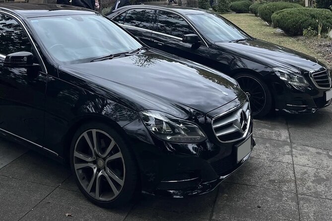 Edinburgh Airport EDI to Edinburgh Accommodation Arrival Transfer - Meeting and Pickup