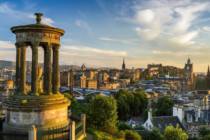 Edinburgh Airport Transfer: Airport EDI to Edinburgh in Luxury Van - Relax in a Luxury Van