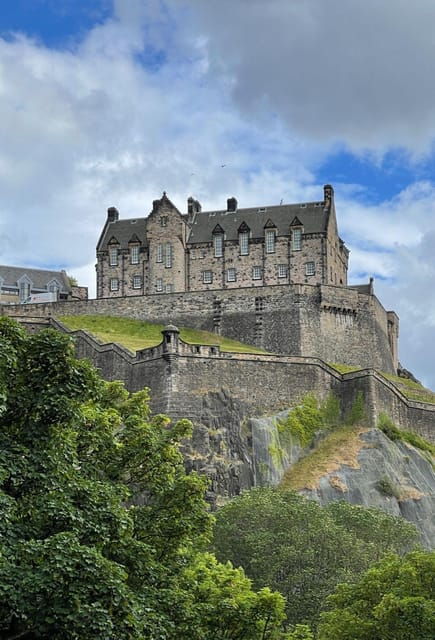 Edinburgh Airport Transfers - Airport and Hotel Transfers