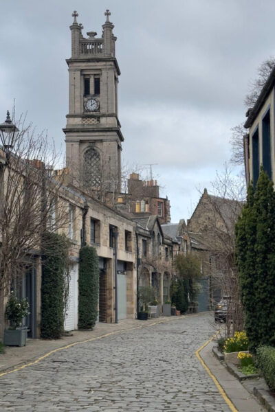 Edinburgh Airport Transfers - Luggage and Accessibility