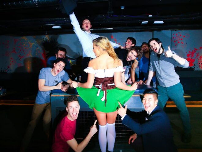 Edinburgh: Bar Maid-led Pub Crawl for Special Events - Meeting Point