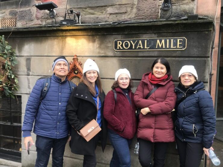 Edinburgh: Book a Local Friend - Booking Details