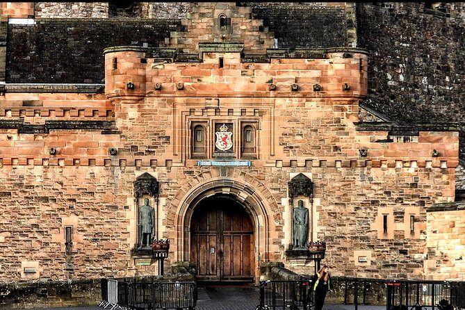 Edinburgh Castle Guided Tour - Tickets Included - Reviews and Ratings