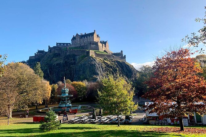 Edinburgh Castle: Guided Walking Tour With Entry Ticket - Meeting and Logistics